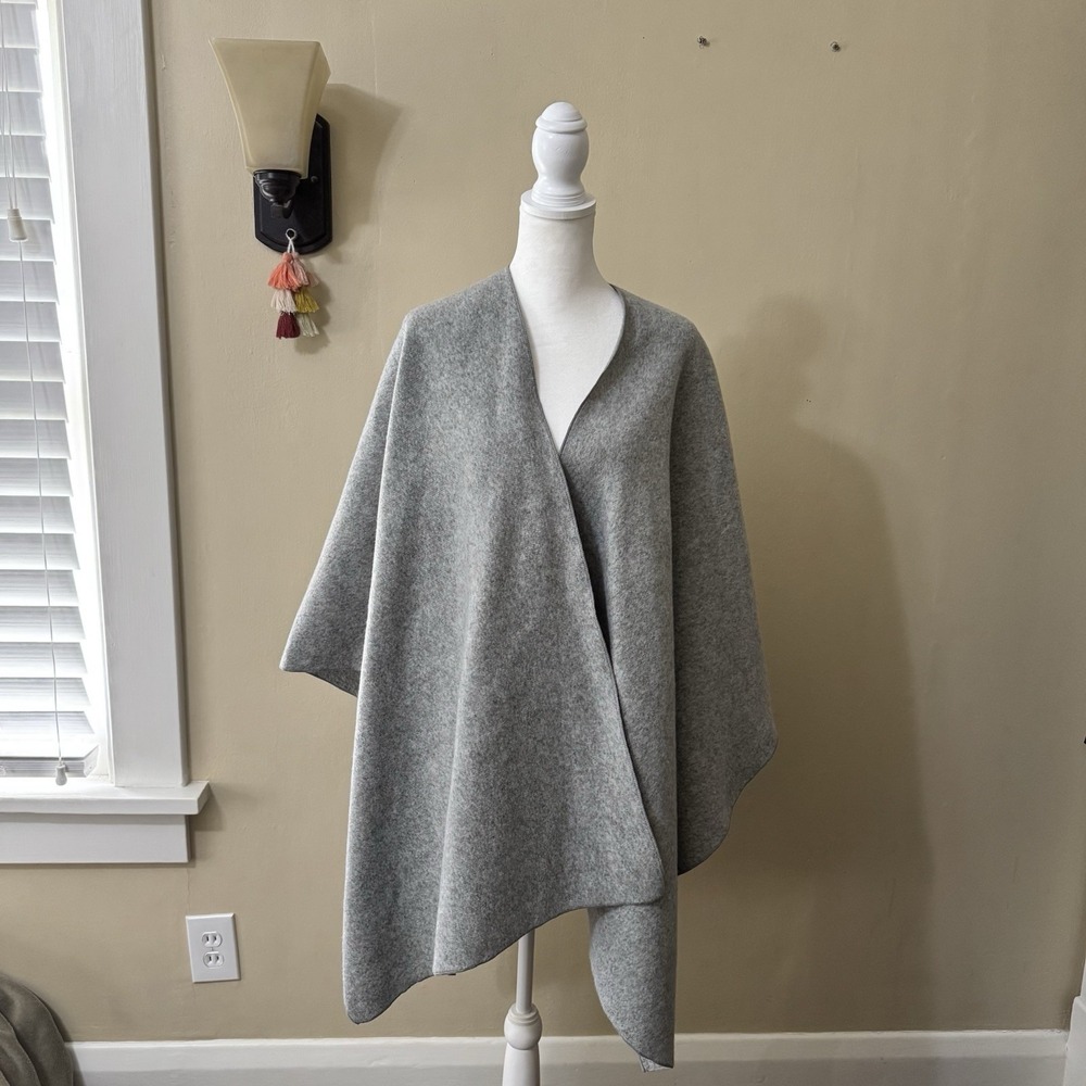 Calia by Carrie Underwood Open Front Poncho Cape Jacket One Size Cozy Warm Thick